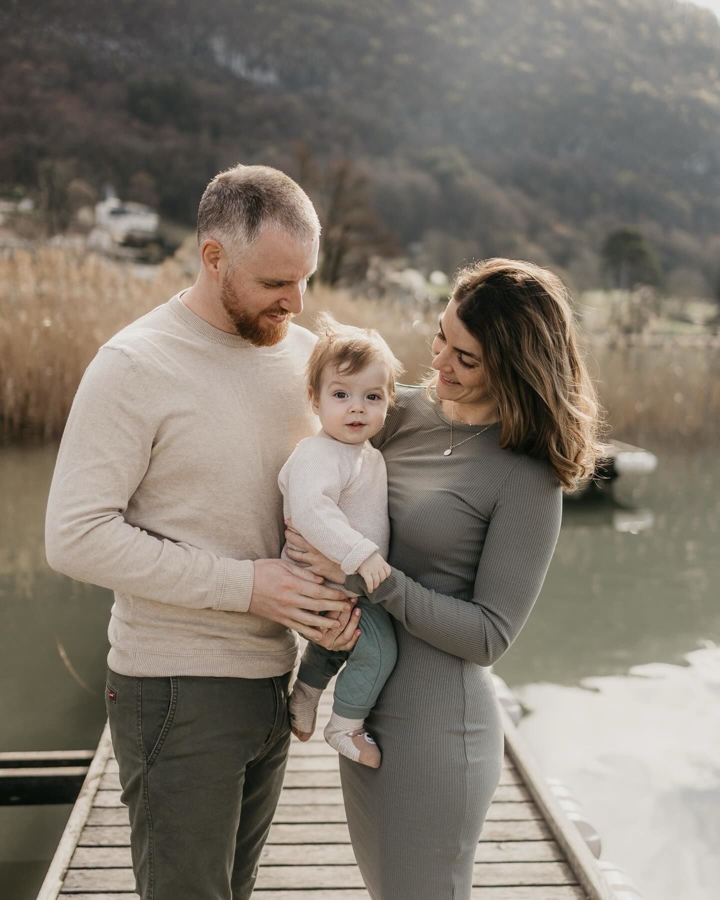 Un moment suspendu au bord du lac, rempli de douceur et de l...